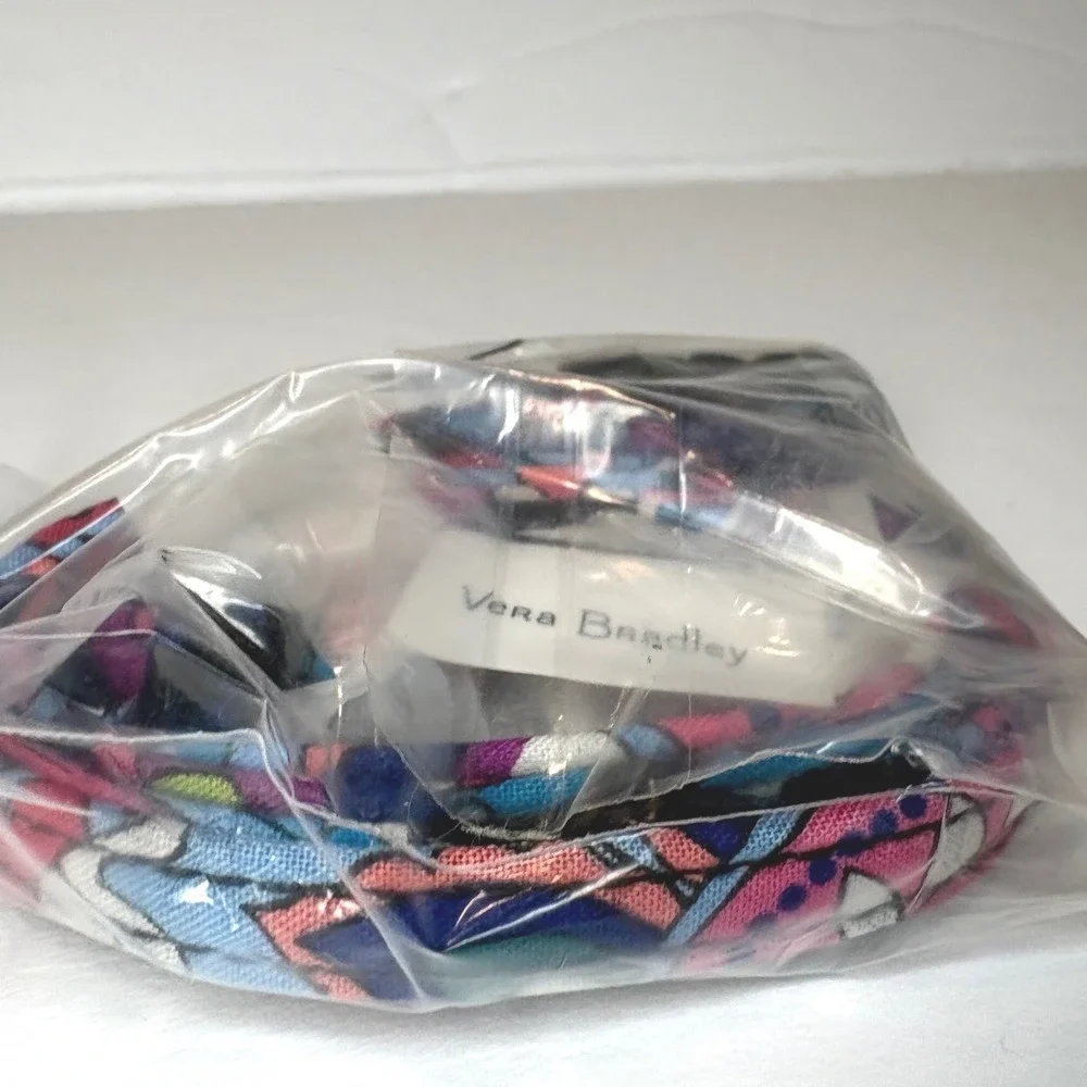 Vera Bradley Retired Haymarket Paisley Breakaway Lanyard NWT Sealed  Key Ring